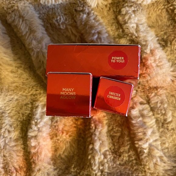 M•A•C Limited Edition BUNDLE TRIO SET! - Picture 15 of 16